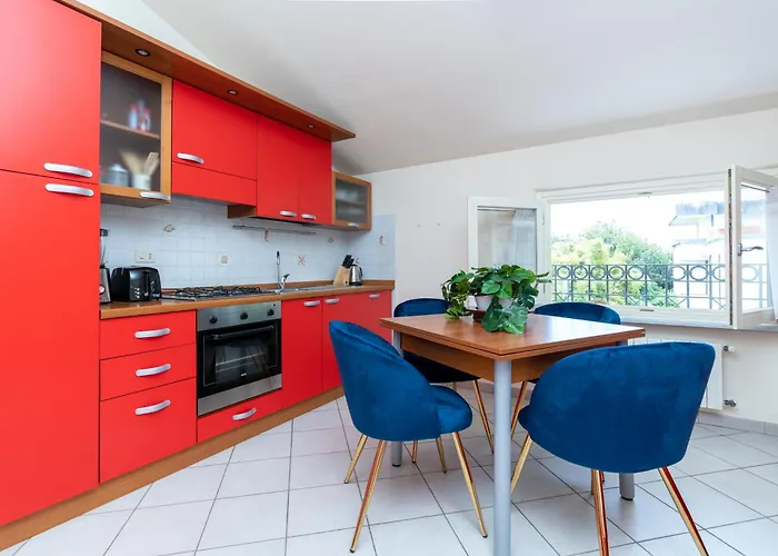 Vacation With 3 Separate And Private Parking Appartement