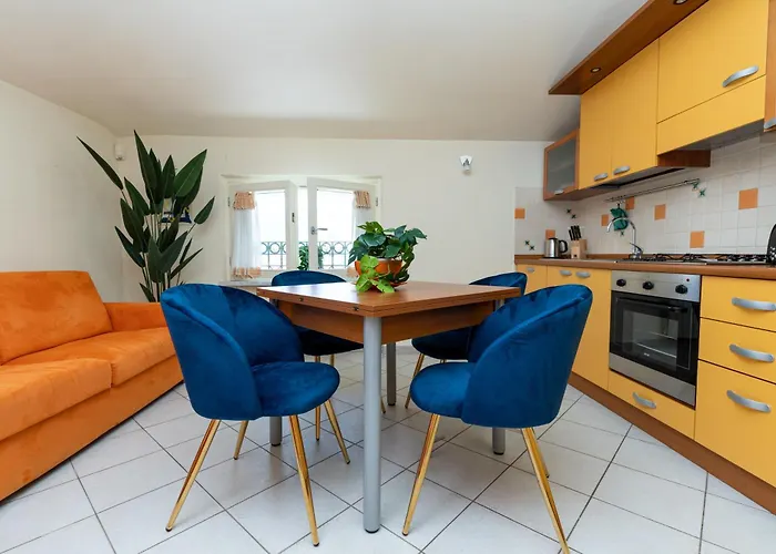 Vacation With 3 Separate And Private Parking Appartement Marina di Pietrasanta