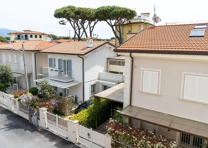 Vacation With 3 Separate And Private Parking Appartement *