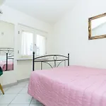 Appartement Vacation With 3 Separate And Private Parking Marina di Pietrasanta