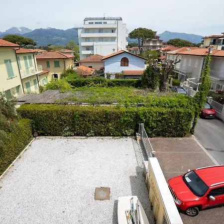 Vacation With 3 Separate And Private Parking Appartement *