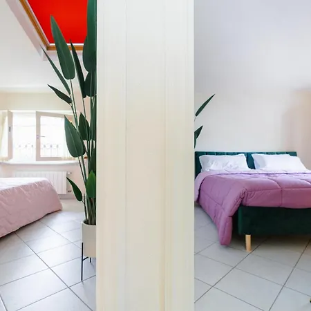 Vacation With 3 Separate And Private Parking Lägenhet