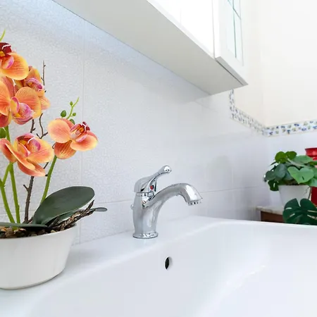 Appartement Vacation With 3 Separate And Private Parking *