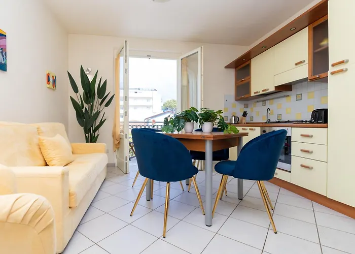 Vacation With 3 Separate And Private Parking * Marina di Pietrasanta