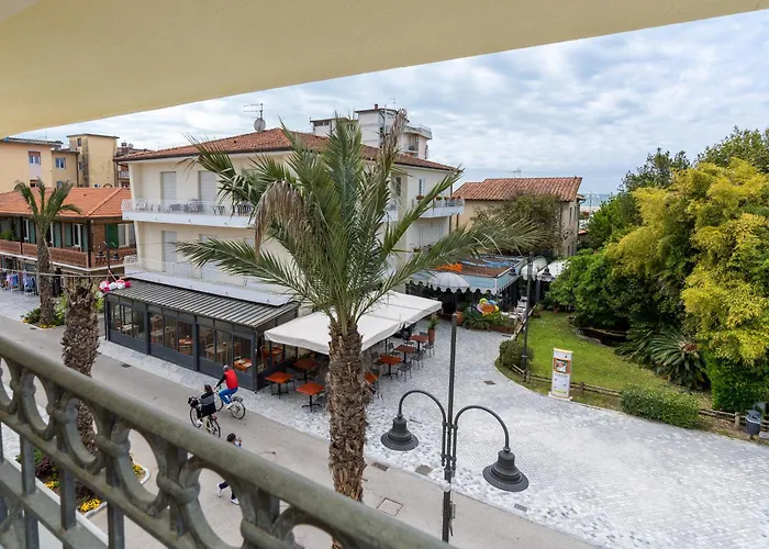 Vacation With 3 Separate And Private Parking *