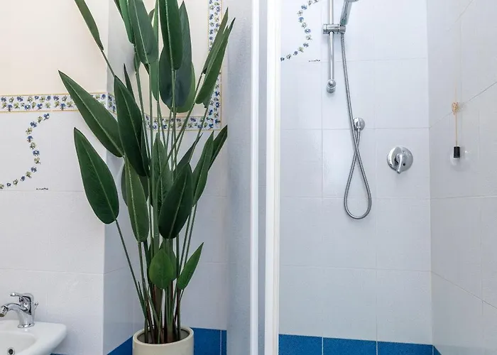 Vacation With 3 Separate And Private Parking *