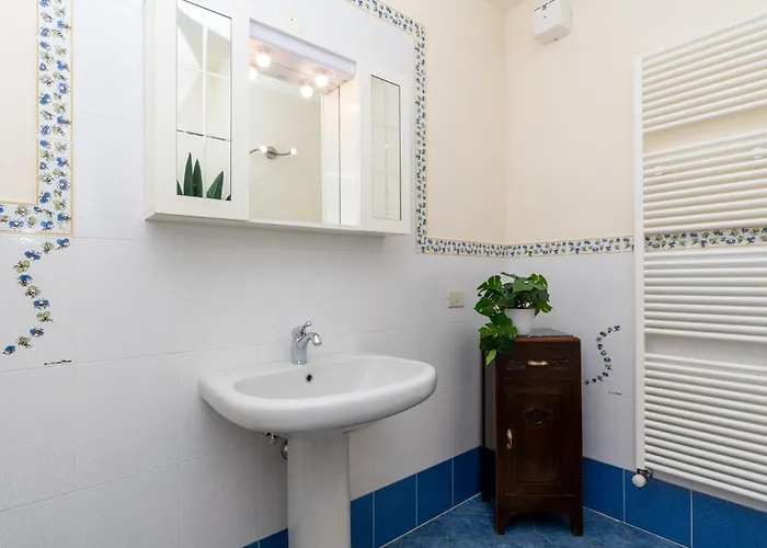 Vacation With 3 Separate And Private Parking *