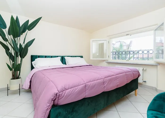 Vacation With 3 Separate And Private Parking Apartment