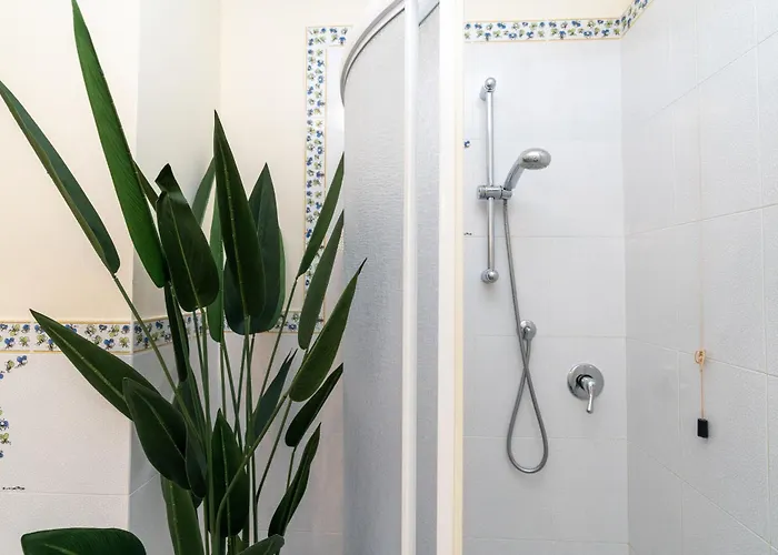 Vacation With 3 Separate And Private Parking Marina di Pietrasanta